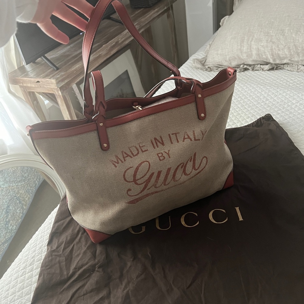 Gucci Flax Linen Tote with Pink!
